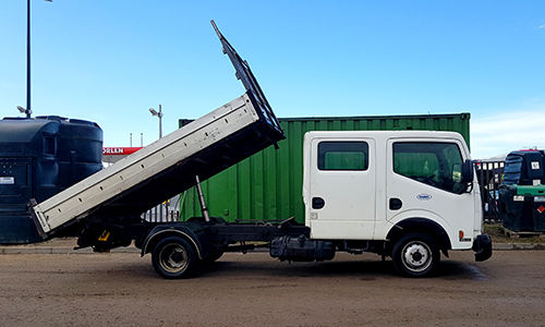 SAMOCHÓD NISSAN CABSTAR ze skrzynią samowyładowczą